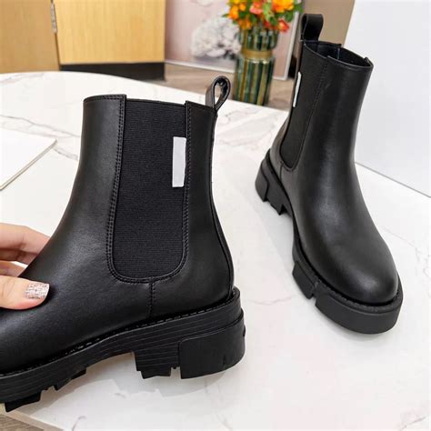 dhgate factory footwear.